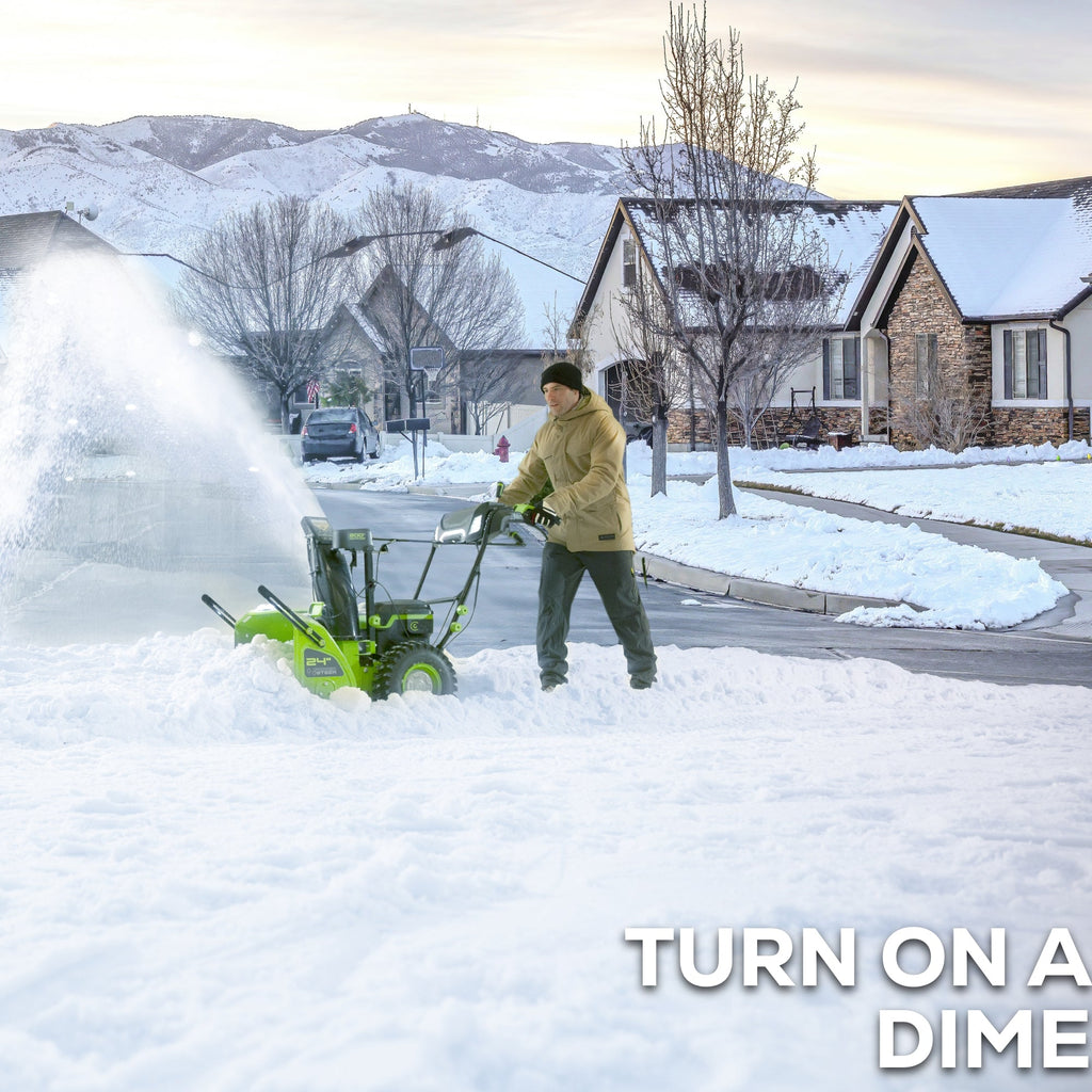 82V Dual Stage Snow Thrower with (3) 6Ah Batteries and Dual Port Charger | 82SN24D-63DP